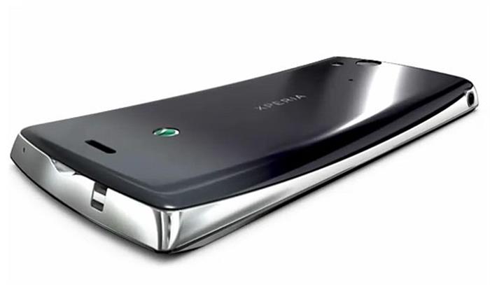 Sony Ericsson Xperia Arc 3-Quarter View